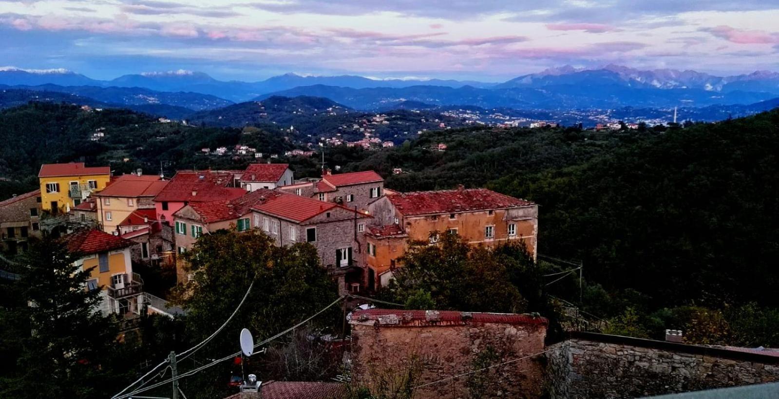 Corte Paganini Casa Vacanze Riccò del Golfo di Spezia Exterior foto